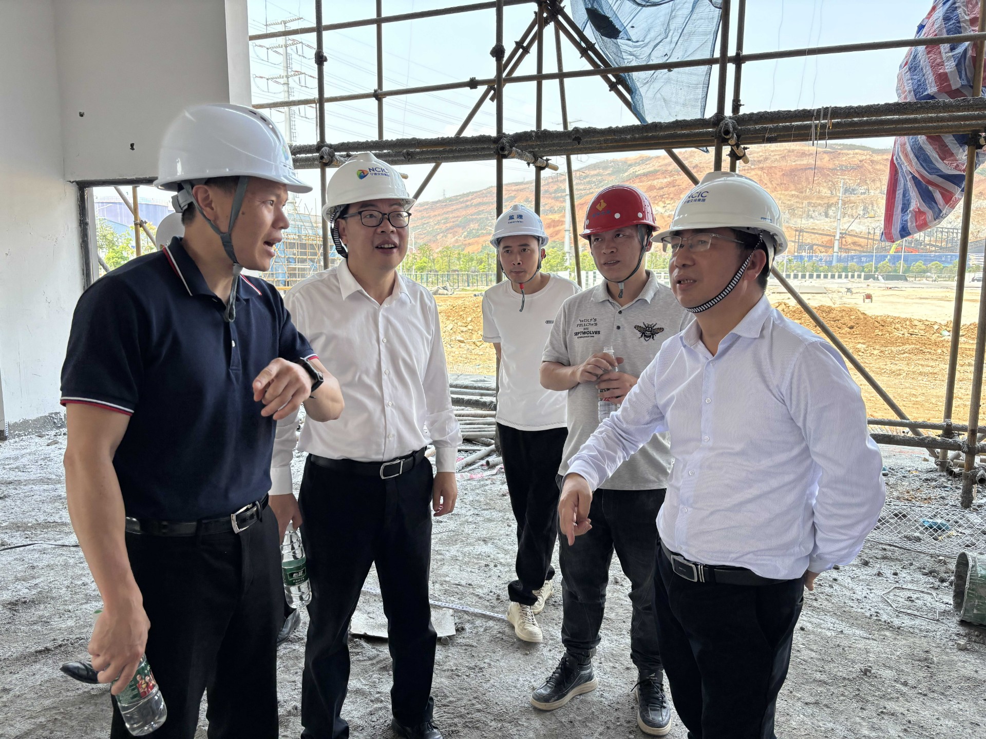 市彩运网集团领导深入市彩运网项目开展五一节前安全检查，，，，，，赖海澜拍摄2_new.jpg