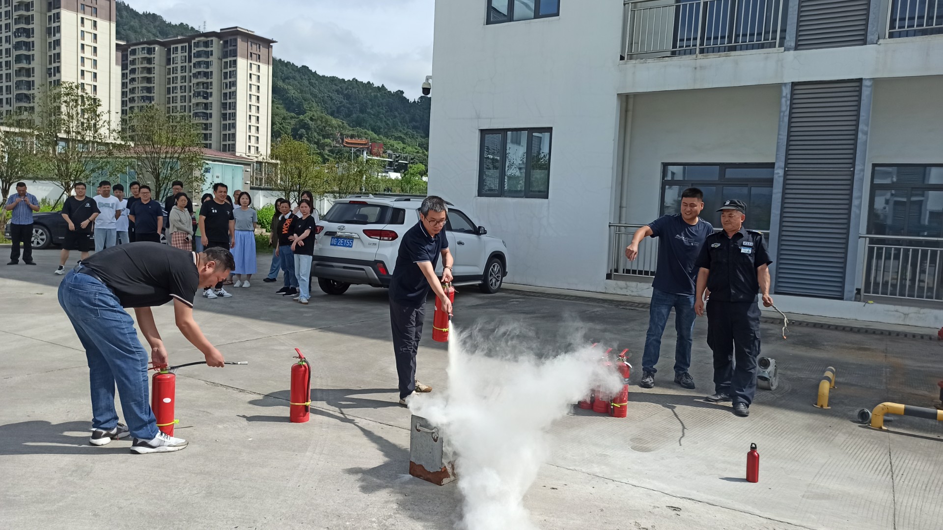 市彩运网物流产业园公司开展安全生产教育培训暨应急演练活动，，，，，，周明武拍摄3.jpg